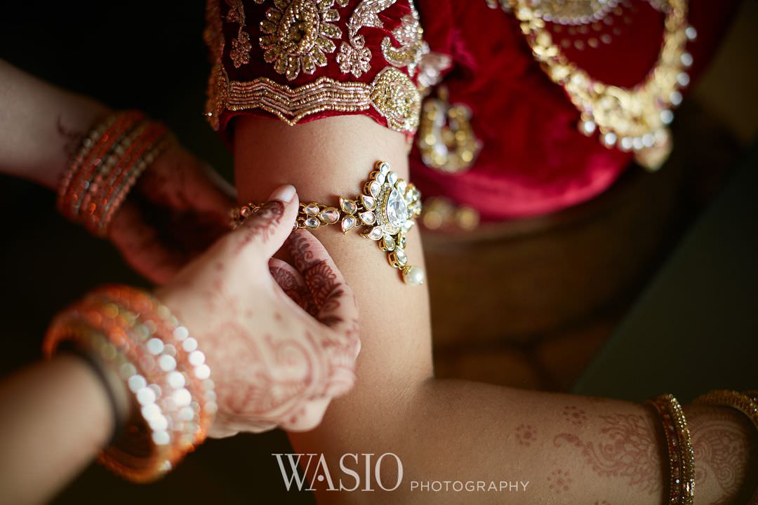 01-Indian-wedding-chicago-rosemont-details-henna Indian Wedding at Rosemont Convention Center - Arya and Arpit