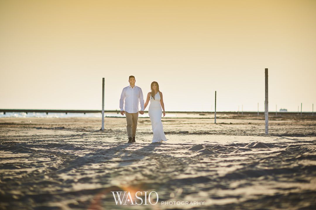 02-chicago-engagement-sunrise-golden-hour Chicago Sunrise Engagement Session - Sara + Peter