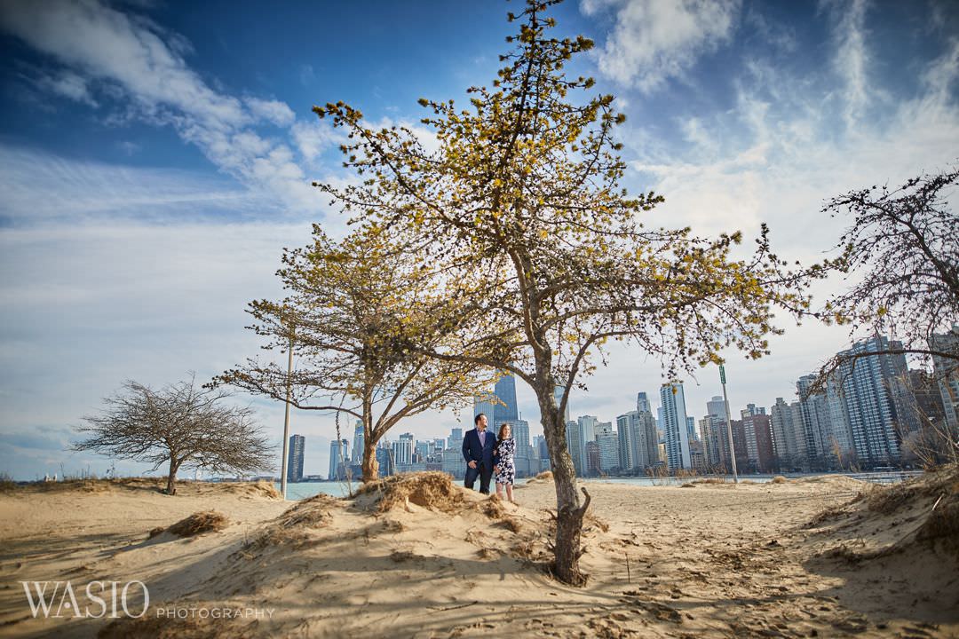 04-Chicago-engagement-best-photographer-skyline Spring Engagement session - Stephanie + Zach