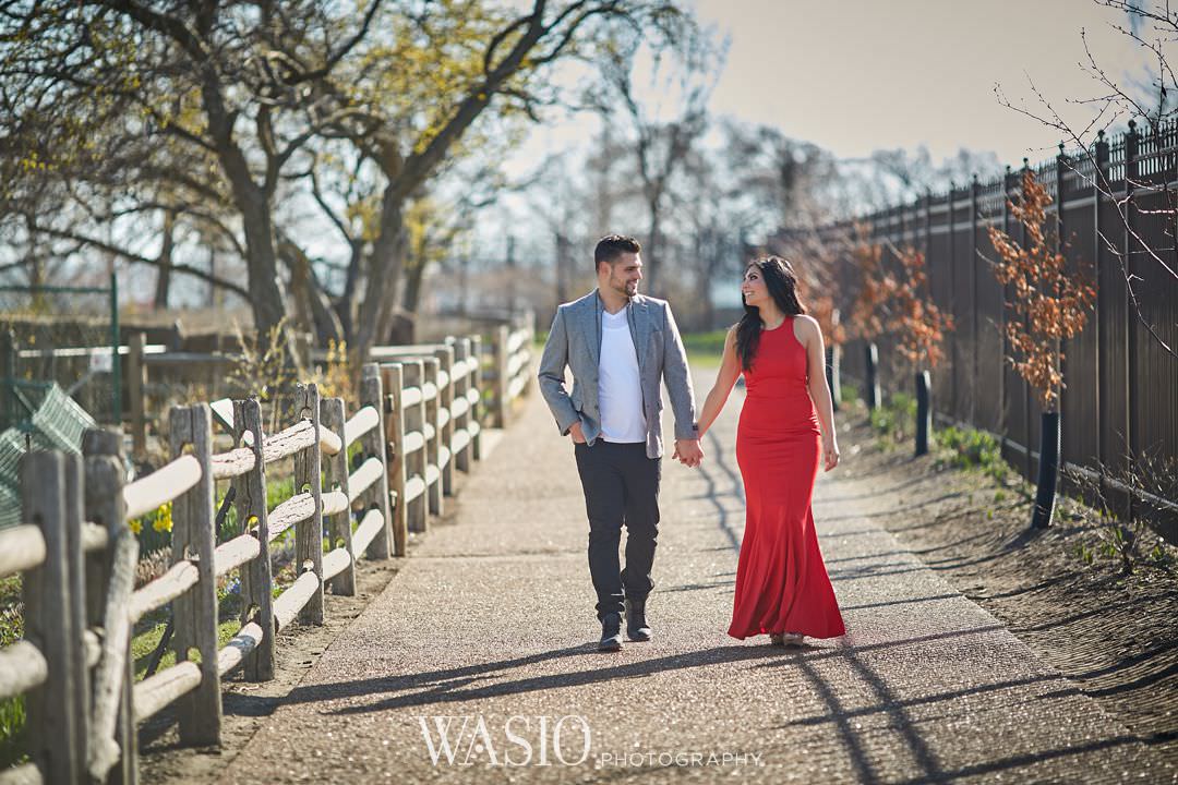 06-chicago-engagement-sunrise-lincoln-park-zoo Chicago Sunrise Engagement Session - Sara + Peter