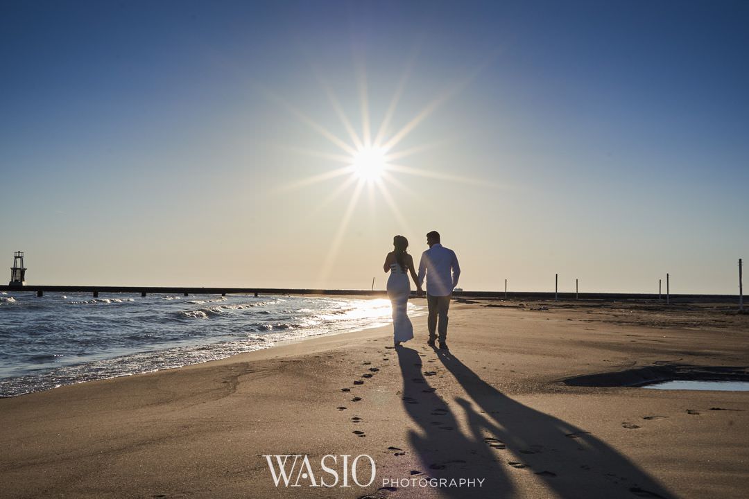 11-chicago-engagement-sunrise-sunrise-elegant Chicago Sunrise Engagement Session - Sara + Peter