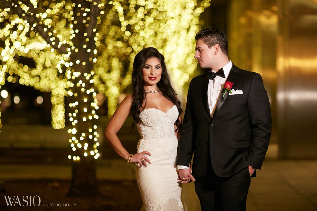 19-winter-wedding-night-portraits-classy-elegant Knickerbocker Hotel, Chicago Wedding - Magdalynn + Joseph