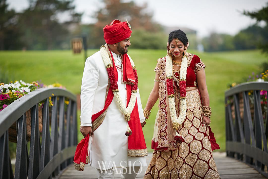 21-Indian-wedding-chicago-oak-brook-marriott Indian Wedding at Rosemont Convention Center - Arya and Arpit