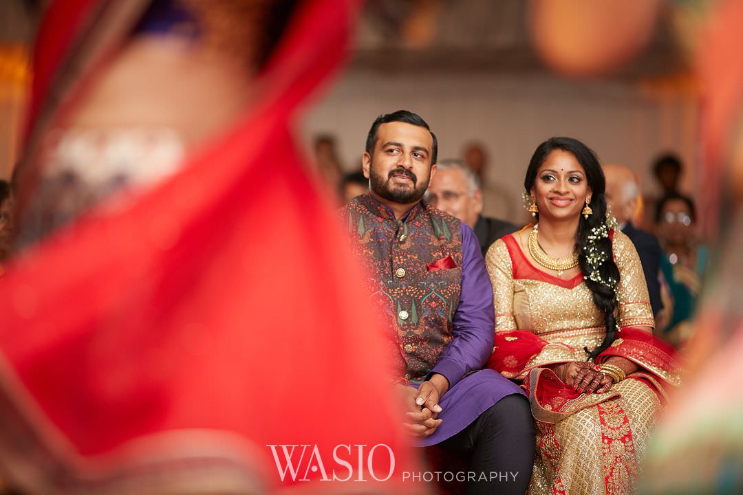 25-Indian-wedding-chicago-rosemont Indian Wedding at Rosemont Convention Center - Arya and Arpit