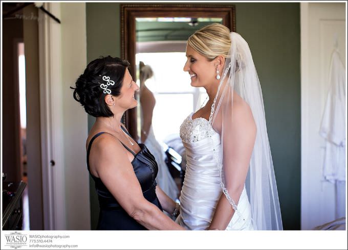 Chicago-Wedding-Photography_238-bride-mom-crying-intimate-680x490 Wedding Photography Chicago - Kathy + Ned