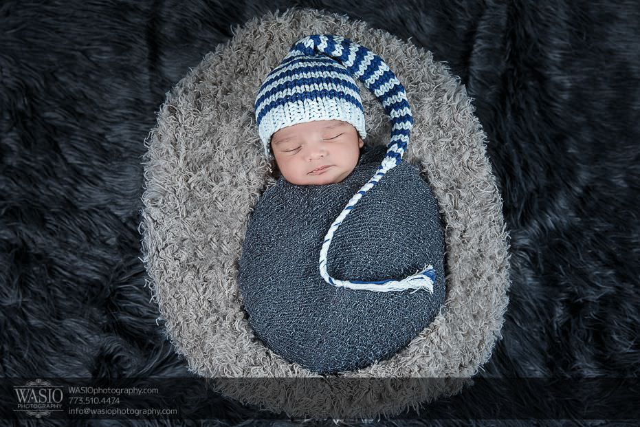 Chicago-newborn-photography-baby-boy-blue-hat-grey-wrap-1 Chicago Newborn Photography - Kayden