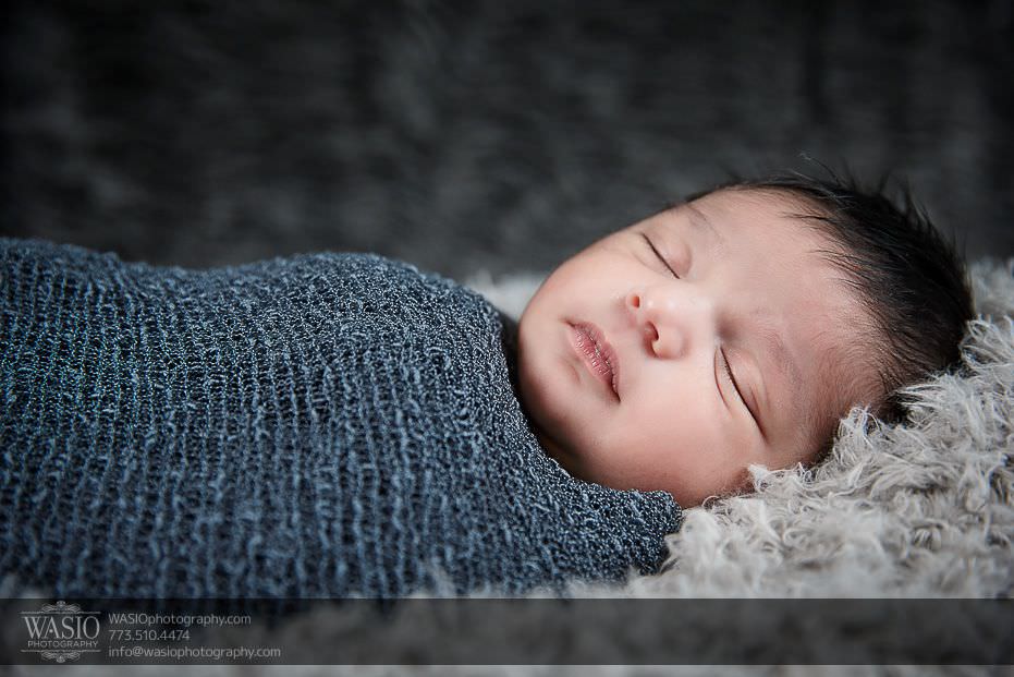Chicago-newborn-photographyswaddled-baby-boy-4 Chicago Newborn Photography - Kayden