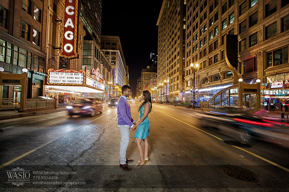 Chicago-wedding-engagement-photography-014-state-street-chicago-theater-dramatic-evening-931x620 Engagement Photography Session - Cheryl + Brian