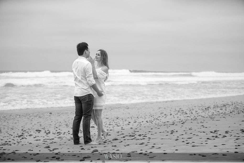 Del-Mar-Engagement-Photography-black-white-beach-photo-waves-rocks-24 Del Mar Engagement - Yu and Mariana
