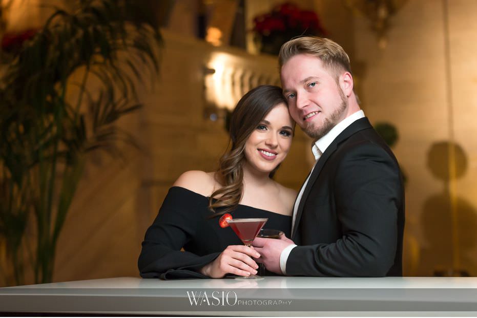 evening-engagement-photos-classic-couples-portrait-photography-inspiration-romantic-Palmer-House-Hilton-Hotel-67 Evening Engagement Photos - Izabela and Marcin